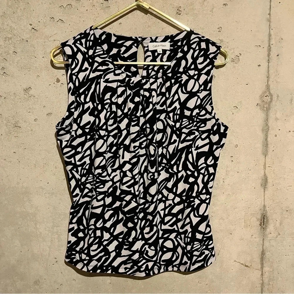 Calvin Klein Blouse Shirt Cap Sleeve Black White Abstract Print Color Size M - Picture 1 of 7